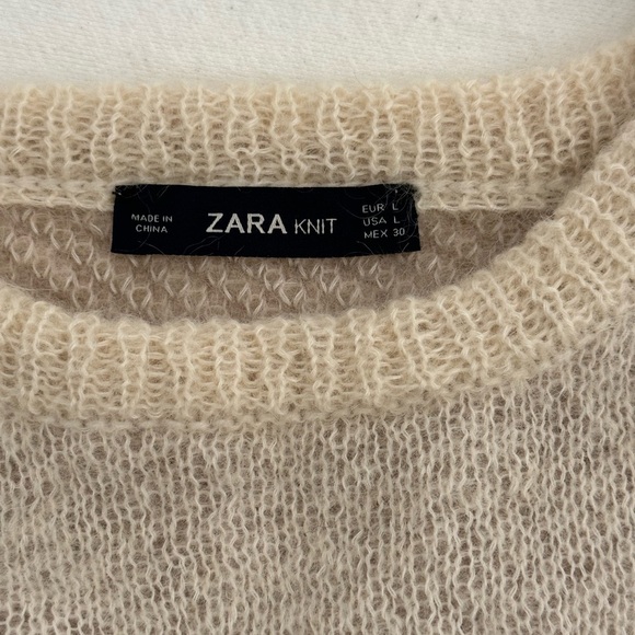 Zara Cozy Chevron Pattern Sweater - Cream and Brown #A - Picture 3 of 8